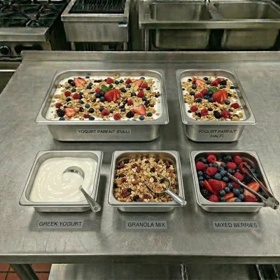 allys-comfort-cafe-breakfast-catering-yogurt-parfait